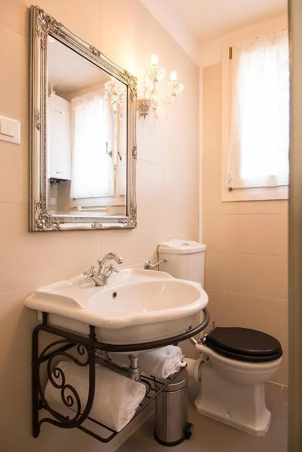 Grimaldi Apartments Ca Del Moro Βενετία